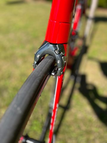 Used Trek Madone 9.0 2018 2018 Road & Gravel, Red — image 2 of 11