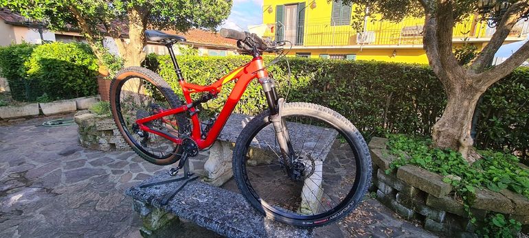Used Specialized Camber Comp 29 2017 2017 Mountainbike, Red, 29 — image 8 of 12