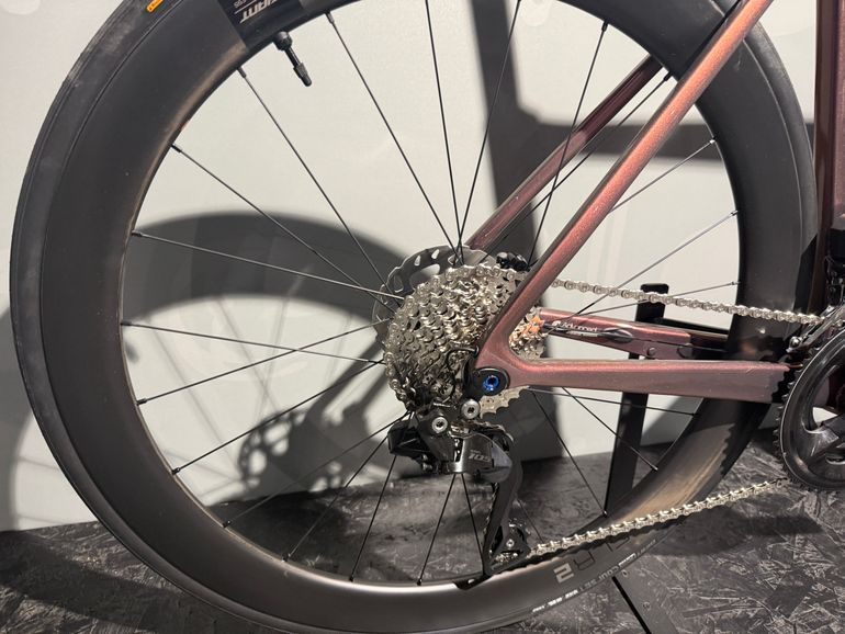 Liv EnviLiv Advanced 1 2025 Road & Gravel usato, Viola — immagine 5 di 11