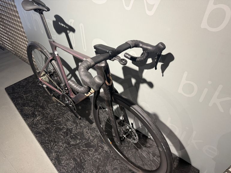 Liv EnviLiv Advanced 1 2025 Road & Gravel usato, Viola — immagine 8 di 11