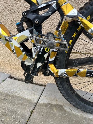 Used Mondraker Summum 2019 2019 Mountainbike, Black, 27.5 — image 13 of 13