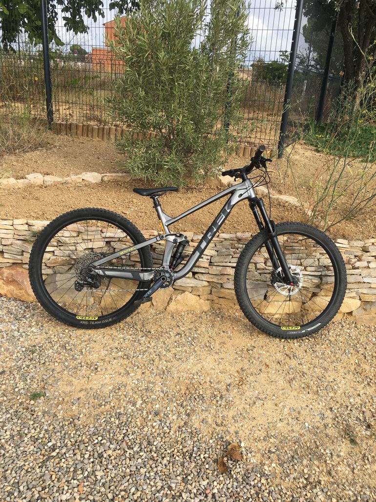 Brugt Trek Slash 7 Gen 5 2023 2023 Mountainbike — billede 3 af 4