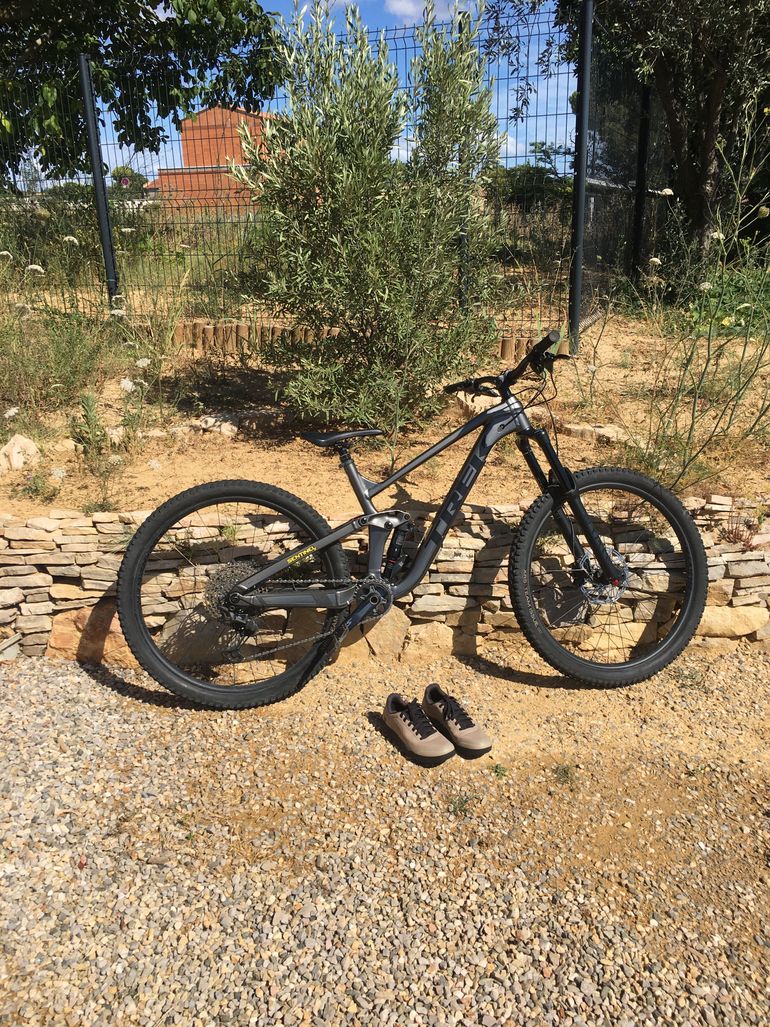 Brugt Trek Slash 7 Gen 5 2023 2023 Mountainbike — billede 2 af 4