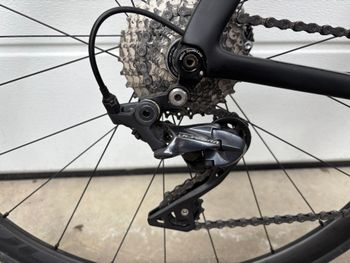 Used Cannondale Ultegra Disc 2022 Road & Gravel, Negro — image 2 of 12