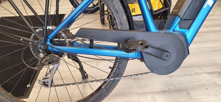 Used Trek Verve+ 2022 Road & Gravel, Blue — image 3 of 3