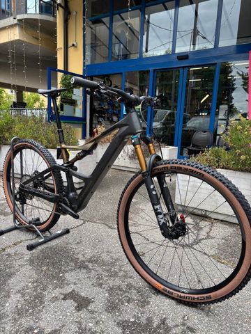 Orbea RISE SL M10 2025 2025 Mountainbike usato, Nero — immagine 2 di 7