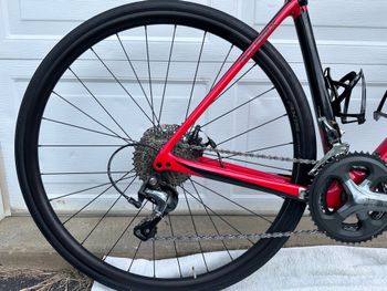 Used Specialized Roubaix Shimano Tiagra 2018 Road & Gravel, Rosso — image 4 of 18