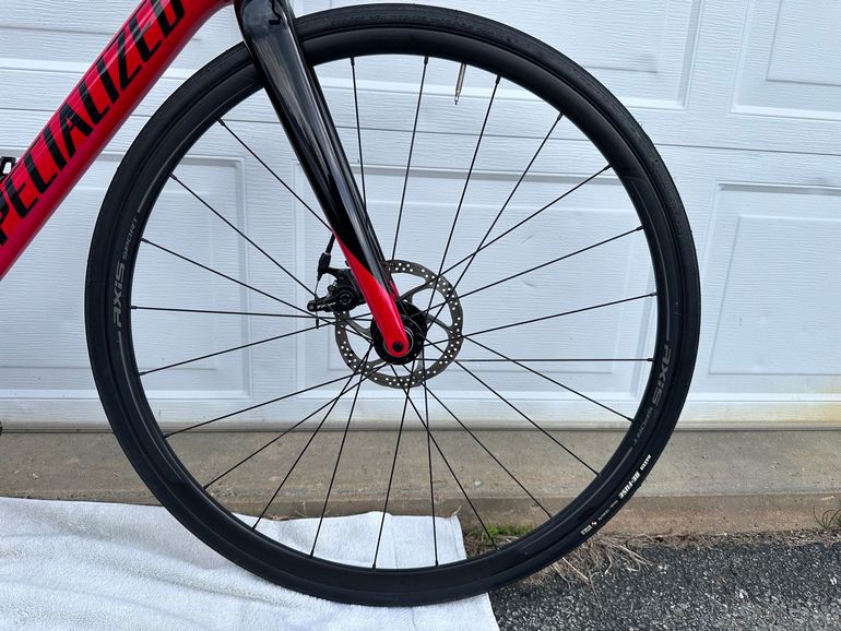 Used Specialized Roubaix Shimano Tiagra 2018 Road & Gravel, Rosso — image 5 of 18