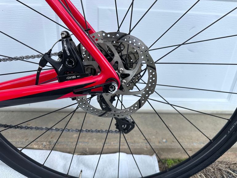 Used Specialized Roubaix Shimano Tiagra 2018 Road & Gravel, Rosso — image 8 of 18