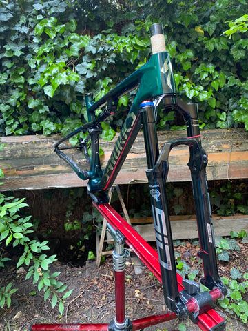 Used Specialized S-Works Epic Frameset 2023 2023 Mountainbike, Green, 29 — image 2 of 3