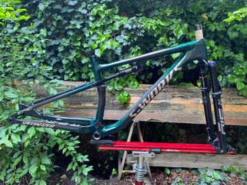 Used Specialized S-Works Epic Frameset 2023 2023 Mountainbike, Green, 29 — image 3 of 3