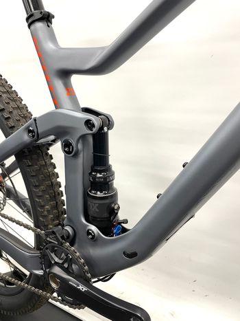 Used Scott Genius 920 2021 2021 Mountainbike, Light Gray, 29 — image 5 of 8