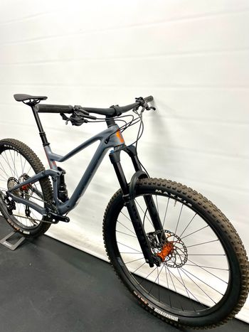 Used Scott Genius 920 2021 2021 Mountainbike, Light Gray, 29 — image 4 of 8