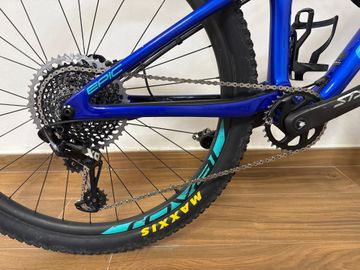 Gebrauchtes Specialized Men's Epic Pro 2019 2019 Mountainbike, Blau, 29 — Bild 3 von 4