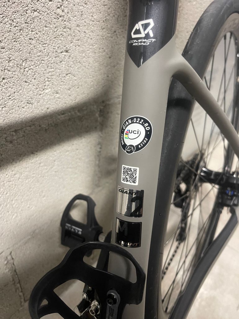 Used Giant Defy Advanced 2 2019 2019 Road & Gravel — image 3 of 11