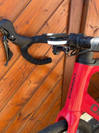 Used Orbea GAIN M30 2022 2022 Road & Gravel, Red — image 3 of 9