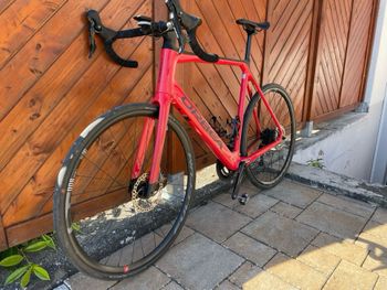 Used Orbea GAIN M30 2022 2022 Road & Gravel, Red — image 2 of 9