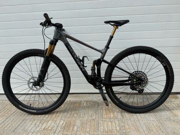 Używany Lee Cougan Crossfire 428 Air 2021 Mountainbike — zdjęcie 2 z 11