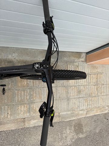 Używany Lee Cougan Crossfire 428 Air 2021 Mountainbike — zdjęcie 11 z 11