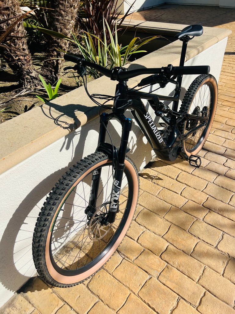 Used Specialized Turbo Levo Comp Alloy 2022 2022 Mountainbike, Schwarz, 29, 27.5 — image 11 of 13