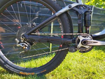 Used Giant Reign Shimano SLX 2016 Mountainbike, Black, 27.5 (650B) — image 9 of 11