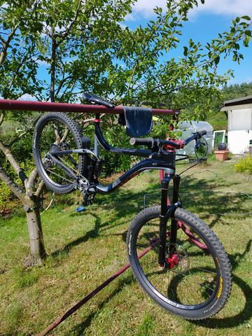 Used Giant Reign Shimano SLX 2016 Mountainbike, Black, 27.5 (650B) — image 3 of 11