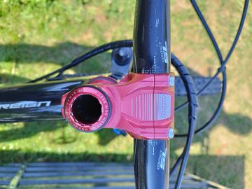 Used Giant Reign Shimano SLX 2016 Mountainbike, Black, 27.5 (650B) — image 7 of 11
