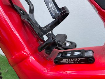 Used Specialized Turbo Levo Comp 2020 2020 Mountainbike, Red, 29 — image 6 of 18