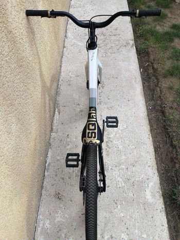 Used Canyon Stitched CFR Trial 2023 2023 Mountainbike, White — image 4 of 9