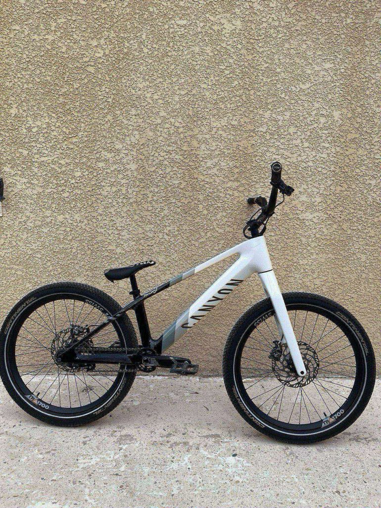 Used Canyon Stitched CFR Trial 2023 2023 Mountainbike, White — image 1 of 9