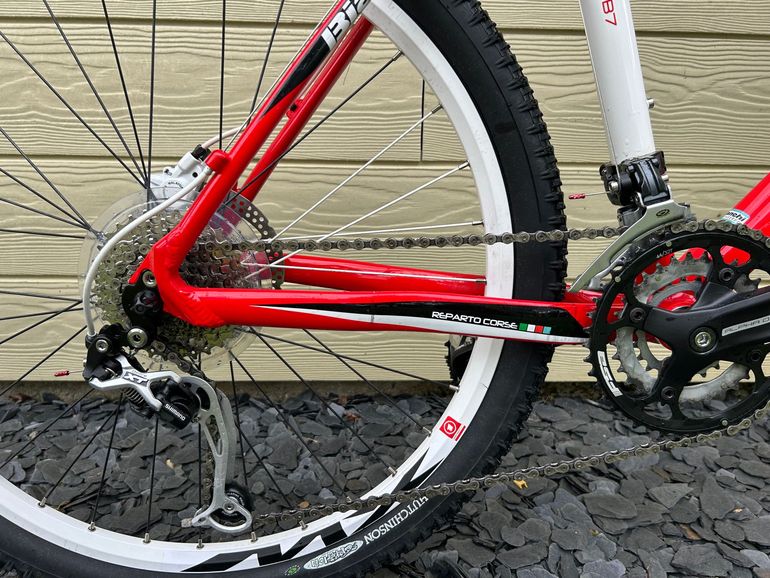 Used Bianchi JAB 7100 2011 2011 Mountainbike, Rojo — image 3 of 8