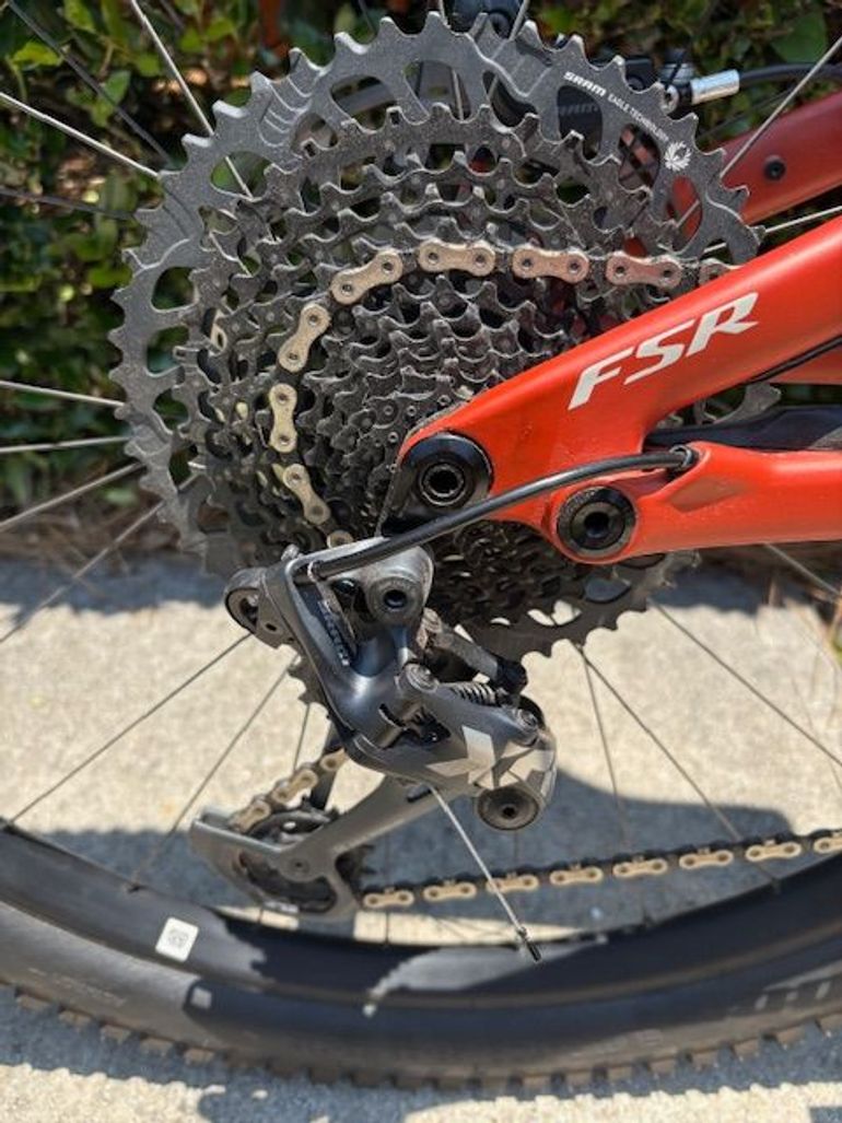 Used Specialized Turbo Levo SL Expert 2021 2021 Mountainbike, Red — image 13 of 23