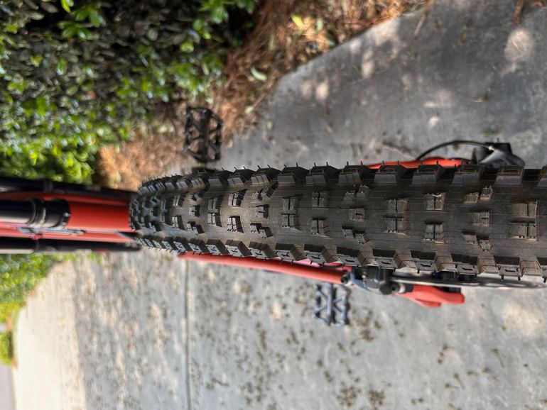 Used Specialized Turbo Levo SL Expert 2021 2021 Mountainbike, Red — image 10 of 23
