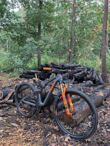 Käytetty CUBE AMS 100 C:68 TM 29 2020 2020 MTB