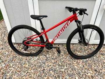 Used Specialized Rockhopper Elite 2022 2022 Mountainbike, Red, 29 — image 1 of 4