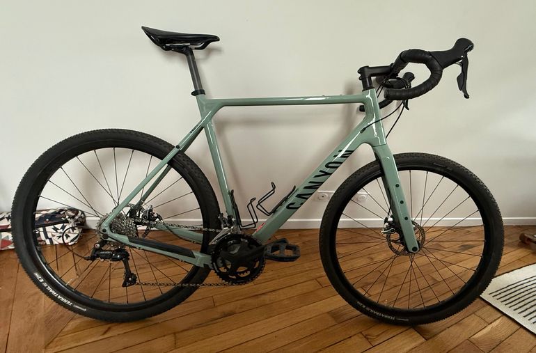 Used Canyon Grizl 5 2024 2024 Road & Gravel — image 1 of 4