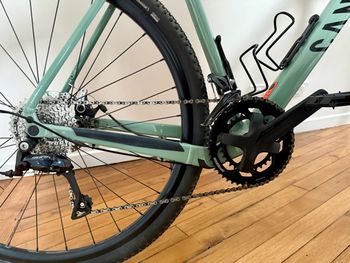 Used Canyon Grizl 5 2024 2024 Road & Gravel — image 3 of 4