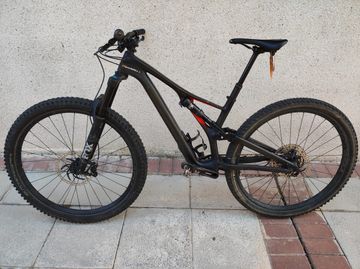 Brugt Specialized Stumpjumper Comp Carbon 29 2020 2020 Mountainbike — billede 1 af 11