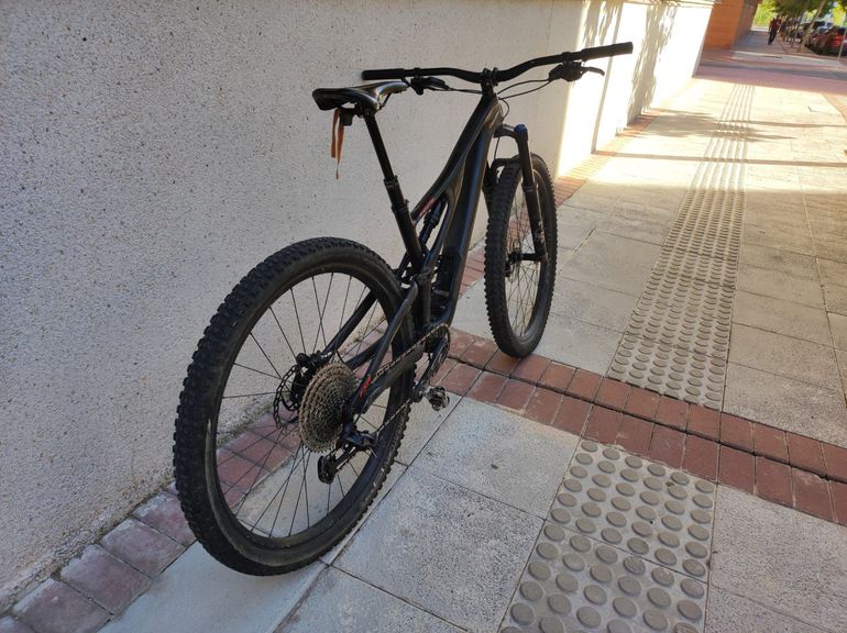 Brugt Specialized Stumpjumper Comp Carbon 29 2020 2020 Mountainbike — billede 8 af 11