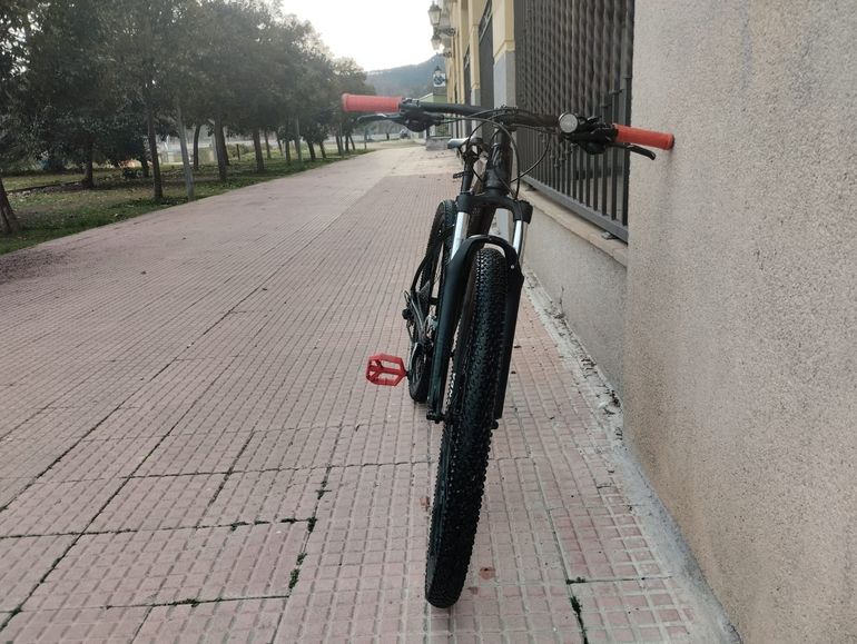 Used Orbea ONNA 10 2024 2024 Mountainbike — image 1 of 13