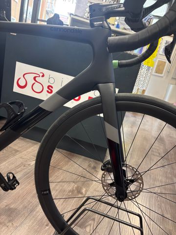 Brugt Cannondale Supersix Shimano Ultegra 2024 Road & Gravel — billede 3 af 8