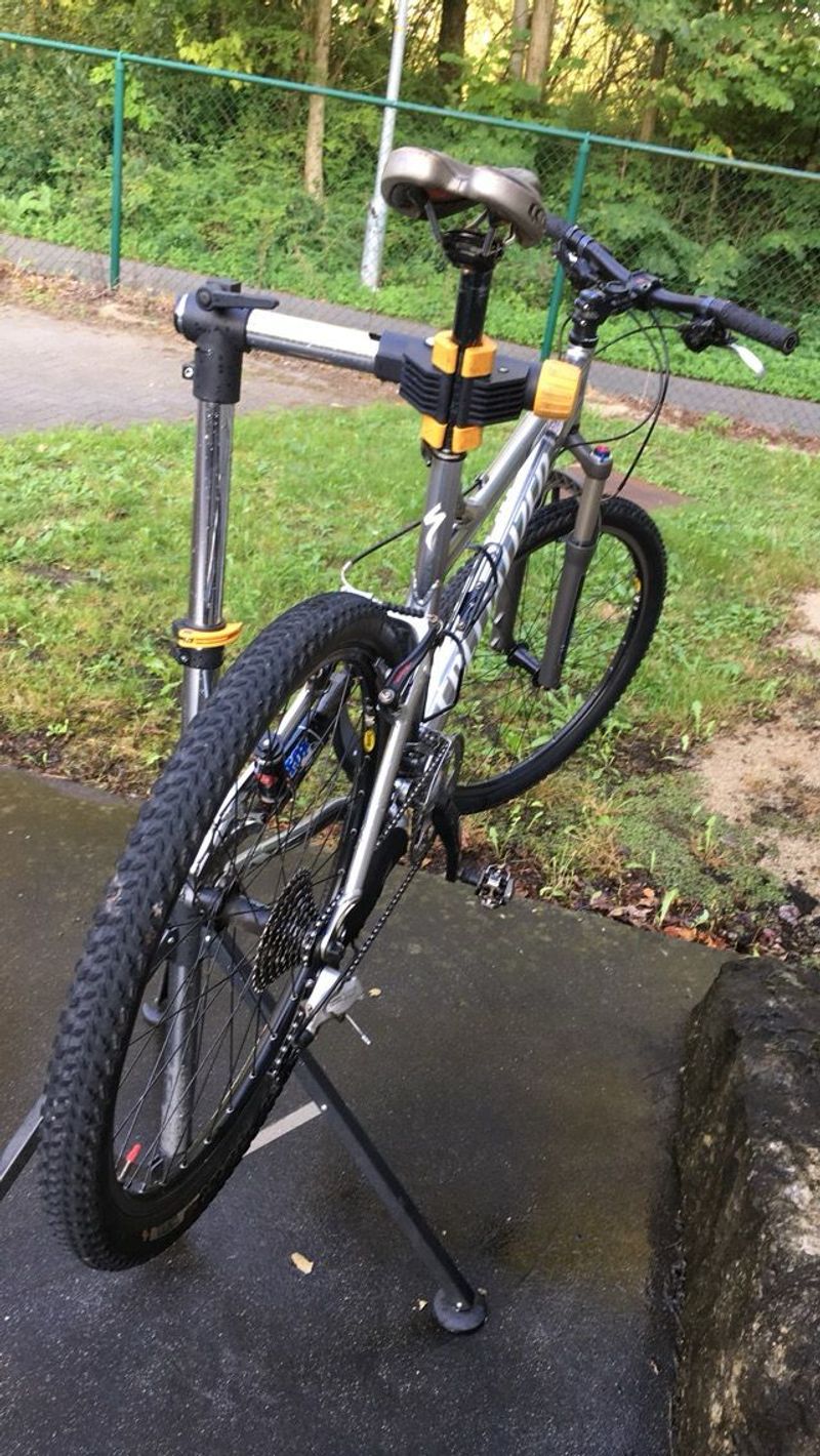Used Specialized Epic Rim 2006 2006 Mountainbike, Light Gray, 26 — image 5 of 5