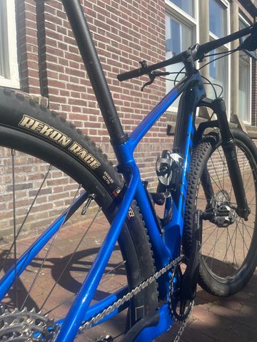 Tweedehands Giant XTC, Advanced 29 3 2022 2022 Mountainbike — afbeelding 6 van 9