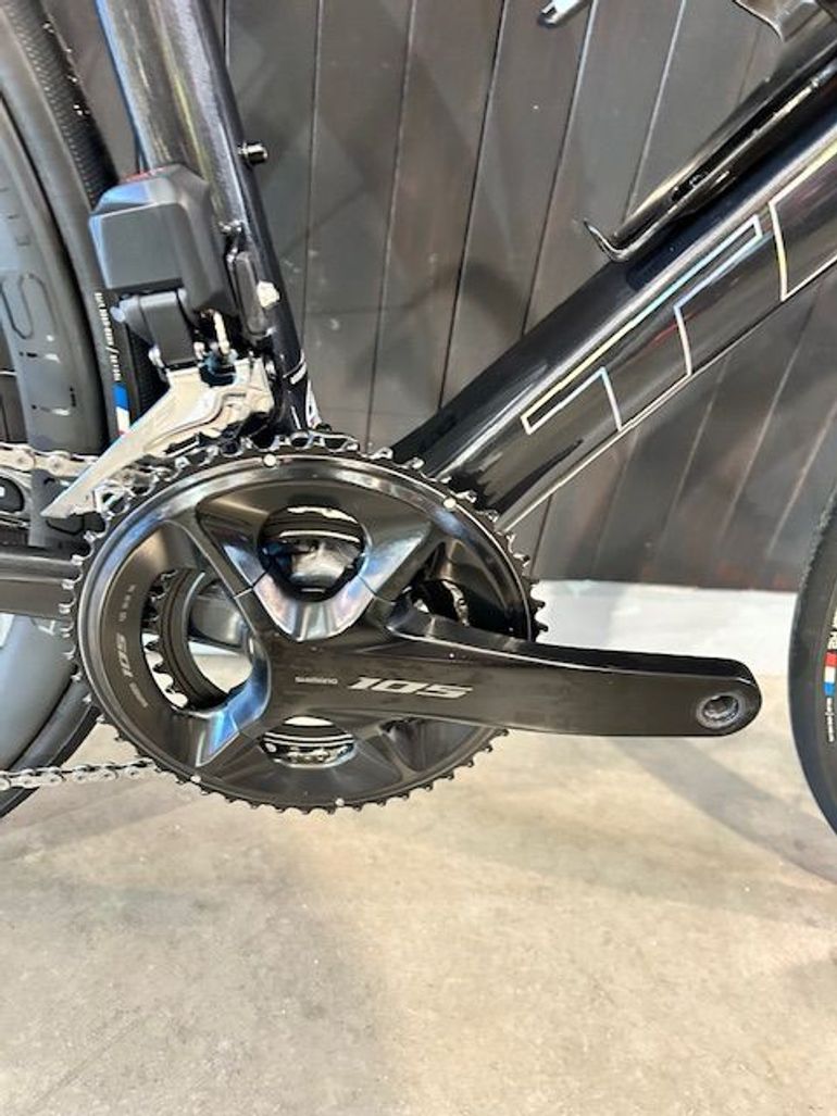 Used Trek Émonda SL 6 Pro Di2 2023 2023 Road & Gravel, Black — image 6 of 16