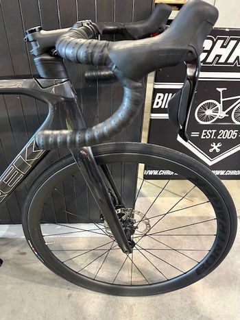 Used Trek Émonda SL 6 Pro Di2 2023 2023 Road & Gravel, Black — image 4 of 16