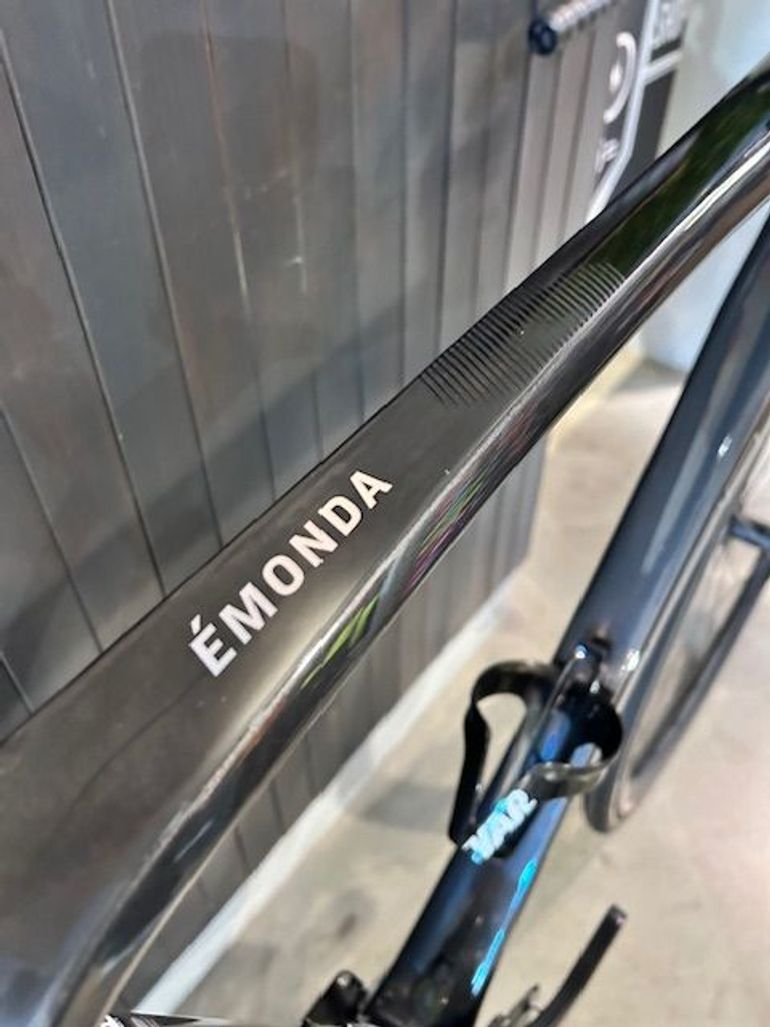 Used Trek Émonda SL 6 Pro Di2 2023 2023 Road & Gravel, Black — image 2 of 16