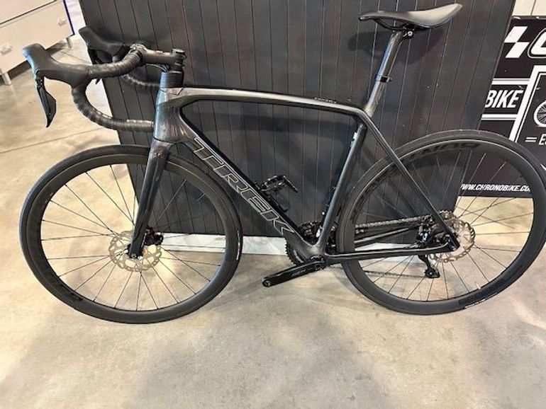Used Trek Émonda SL 6 Pro Di2 2023 2023 Road & Gravel, Black — image 11 of 16