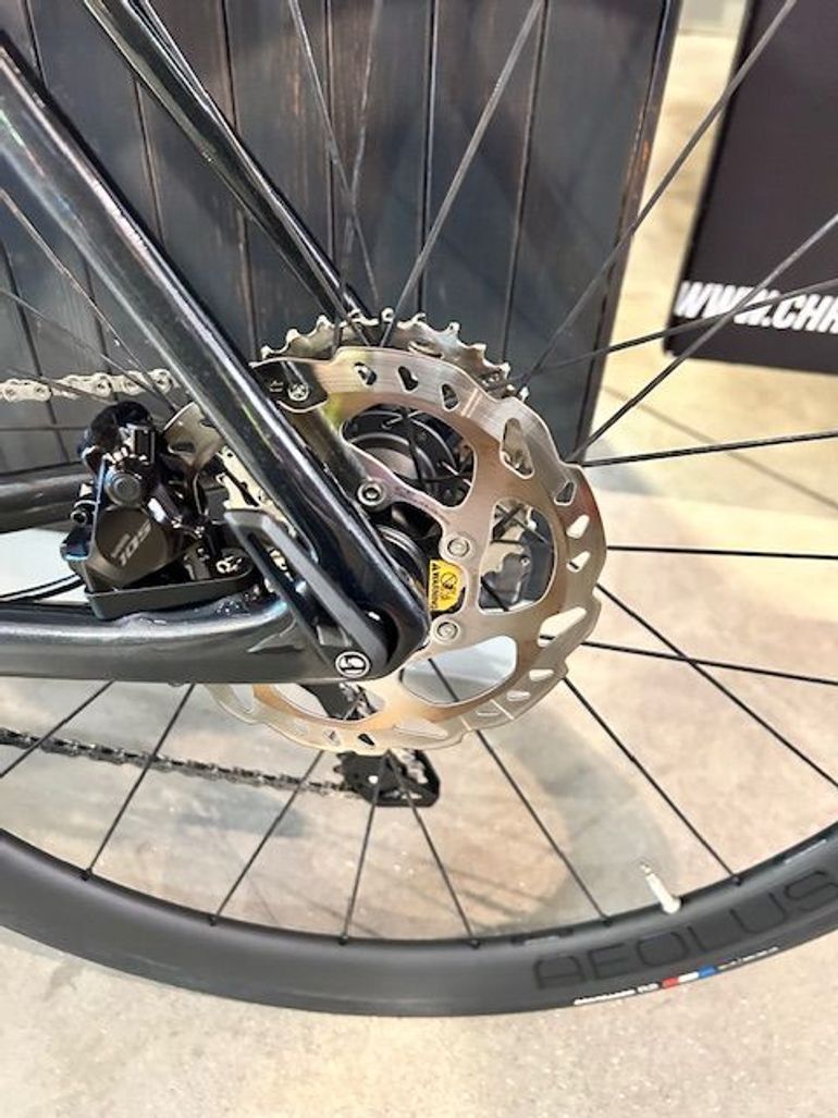 Used Trek Émonda SL 6 Pro Di2 2023 2023 Road & Gravel, Black — image 13 of 16