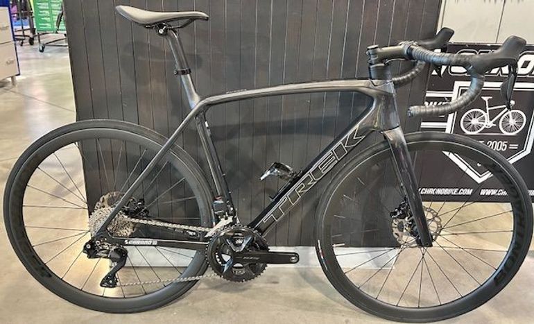 Used Trek Émonda SL 6 Pro Di2 2023 2023 Road & Gravel, Black — image 1 of 16