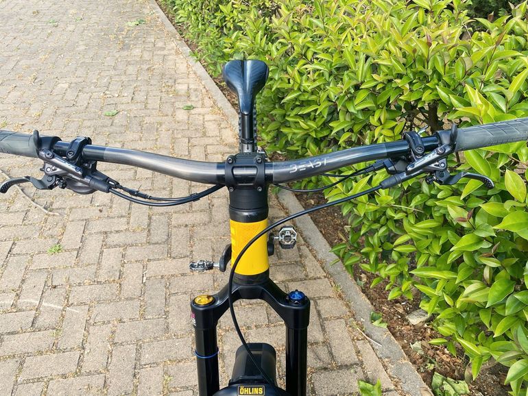 Used Bold Linkin Shimano Deore XT 2022 Mountainbike, Black, 29 — image 8 of 15